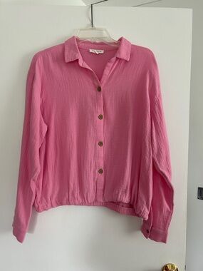 Women's Pink Button-Front Collared Shirt - Lightweight Relaxed Fit